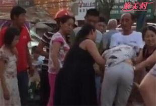 国产女商贩电影在线观看,市井烟火里的温情岁月